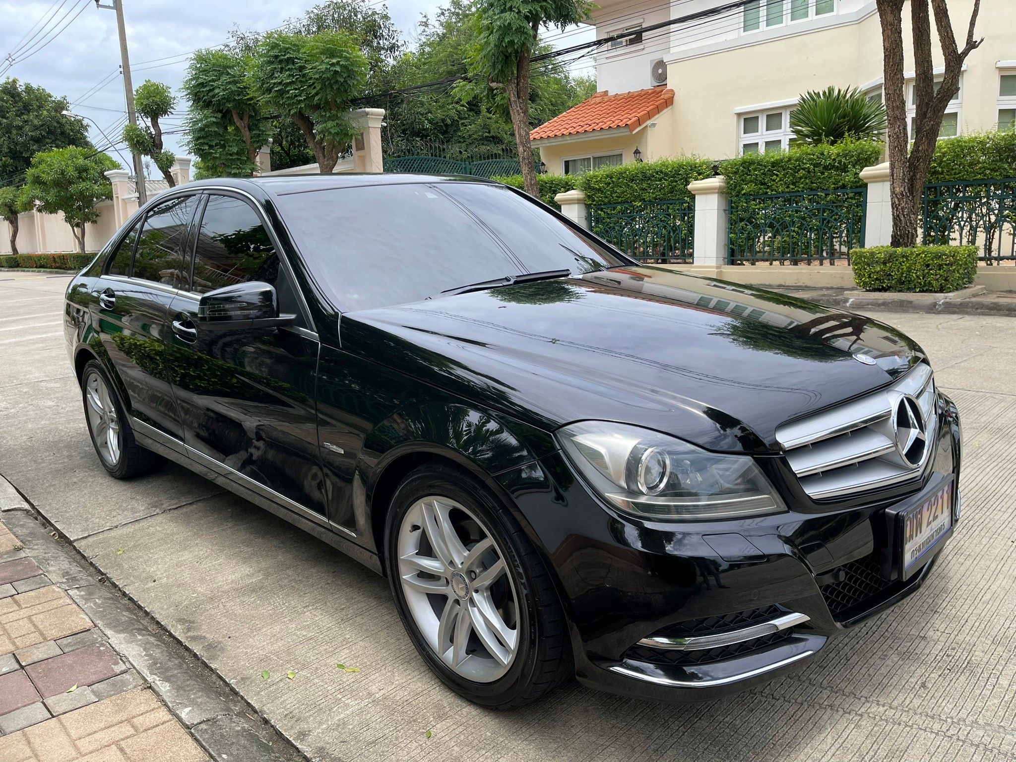 MERCEDES BENZ C-CLASS, C200 CGI W204 ปี 2012