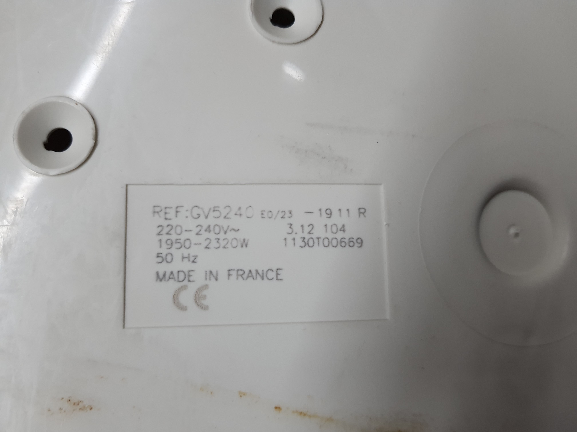 ซ่อมเตารีดไอน้ำ ยี่ห้อ TEFAL รุ่น GV5240 อาการเตารีดไม่ร้อนไอน้ำไม่ออ