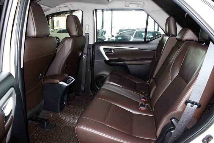 Toyota Fortuner 2.8 V ปี 2017
