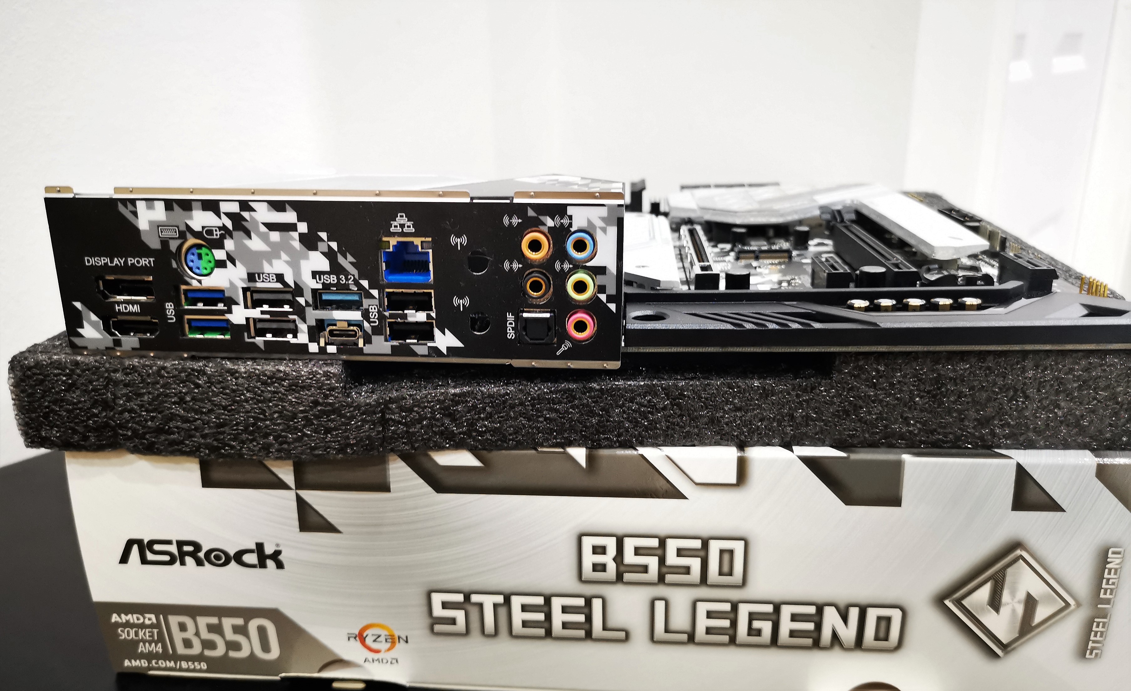 ASROCK B550 STEEL LEGEND