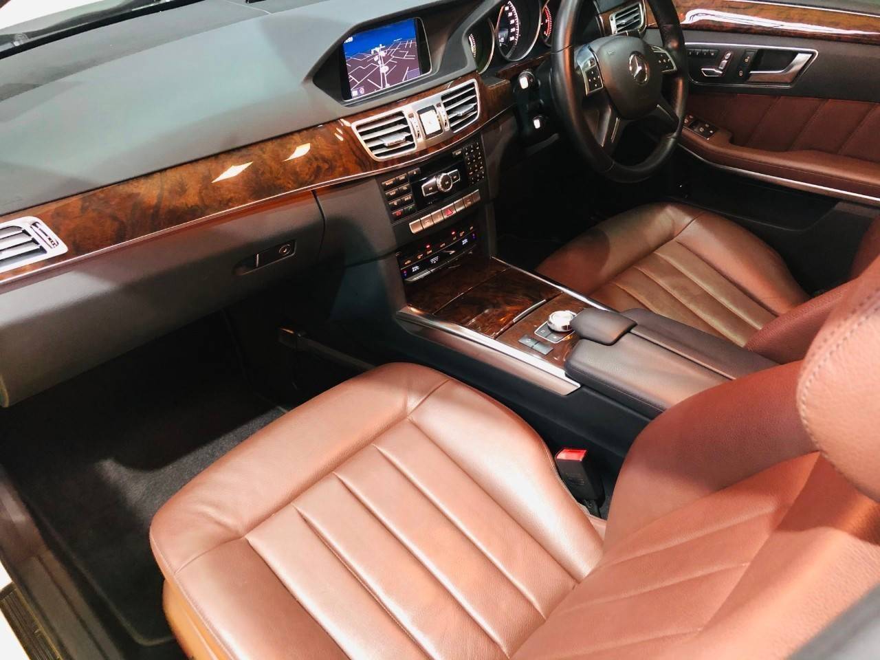 Mercedes Benz E300 BLUETEC ปี 2013
