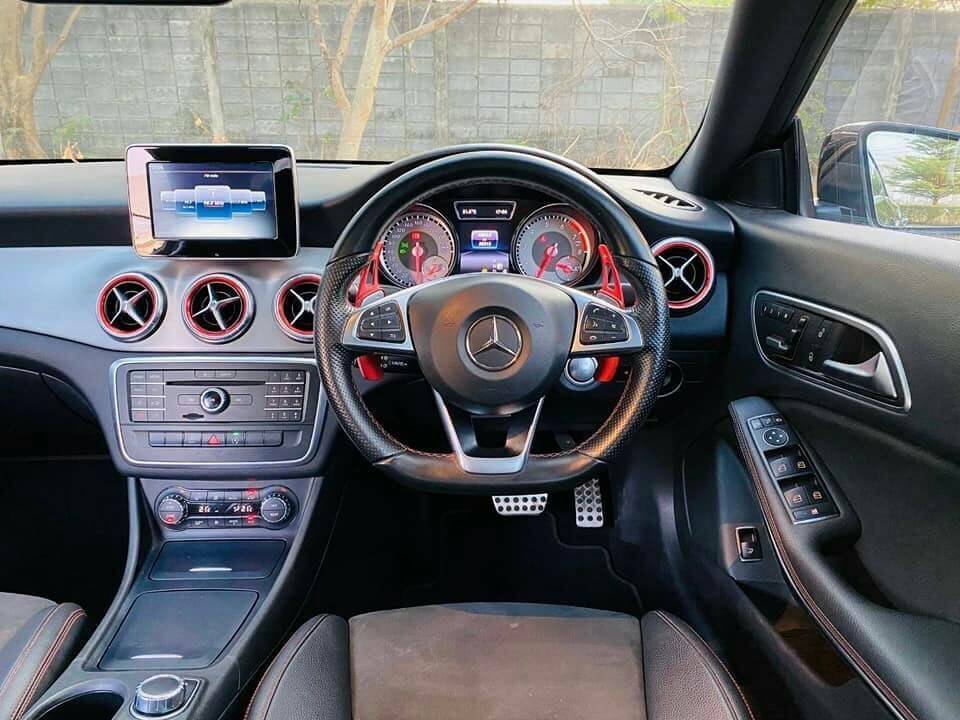 MERCEDES BENZ CLA250 โฉม W117 ปี 2017