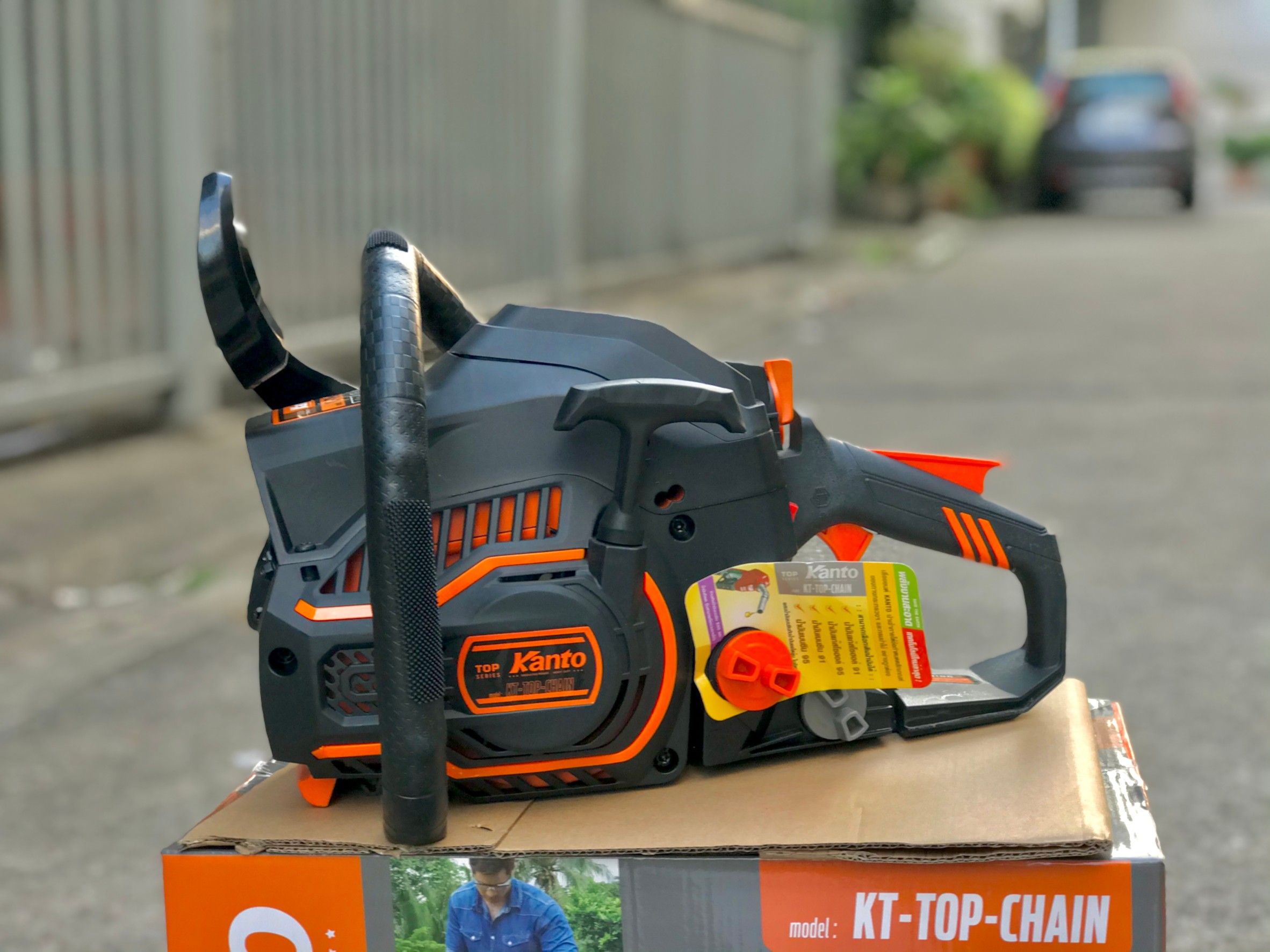 เลื่อยโซ่ยนต์ รุ่นใหม่ ยี่ห้อ KANTO รุ่น ท๊อปของแคนโต้ โซ่ 3 เส้น บาร์ 11.5 นิ้ว