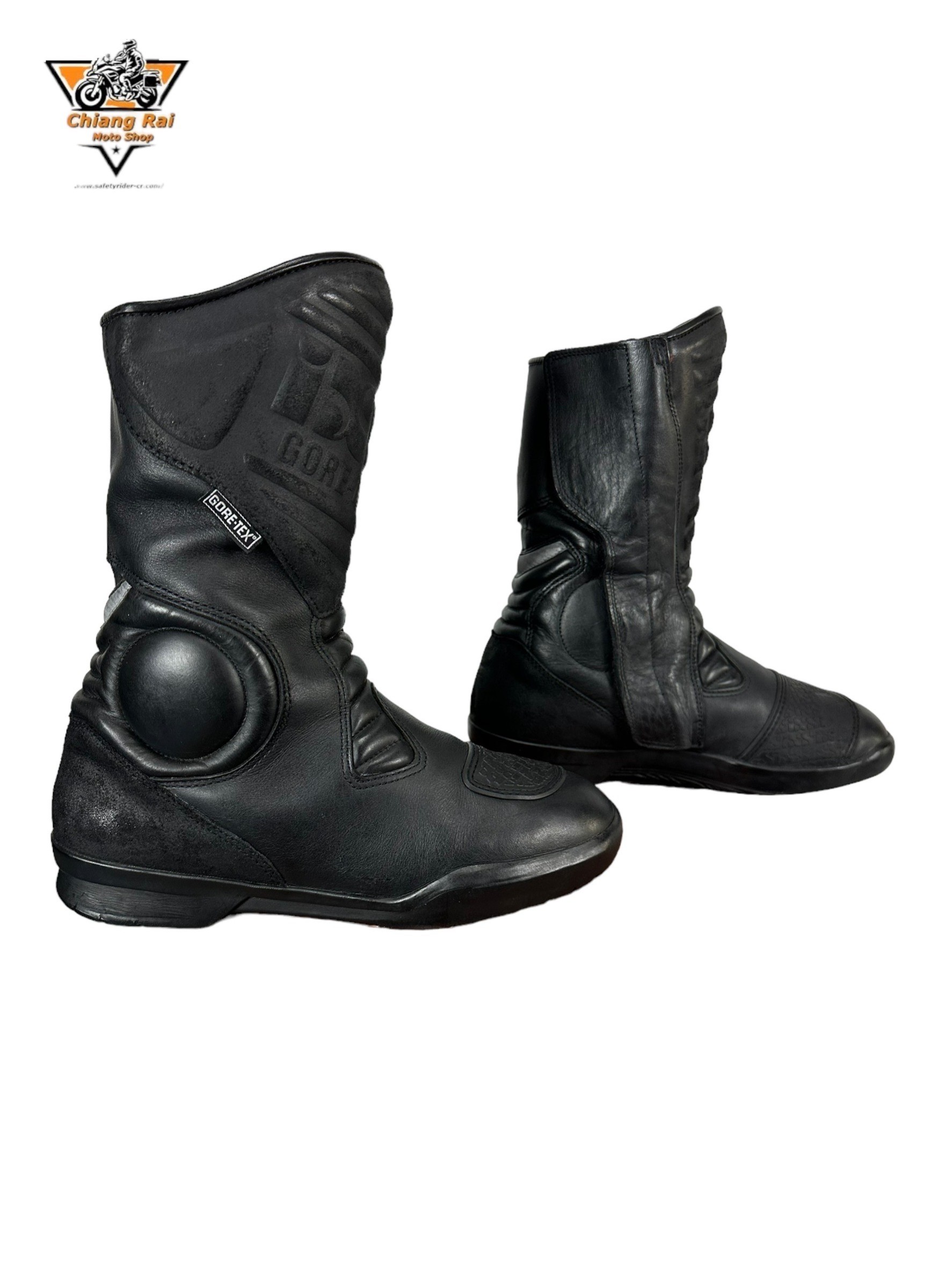 รองเท้าขี่มอเตอร์ไซด์( มือสอง) RCBS-430 Size ขนาดจากป้าย 41:EUR / 7:UK / 25.4:Cm.(IXS)