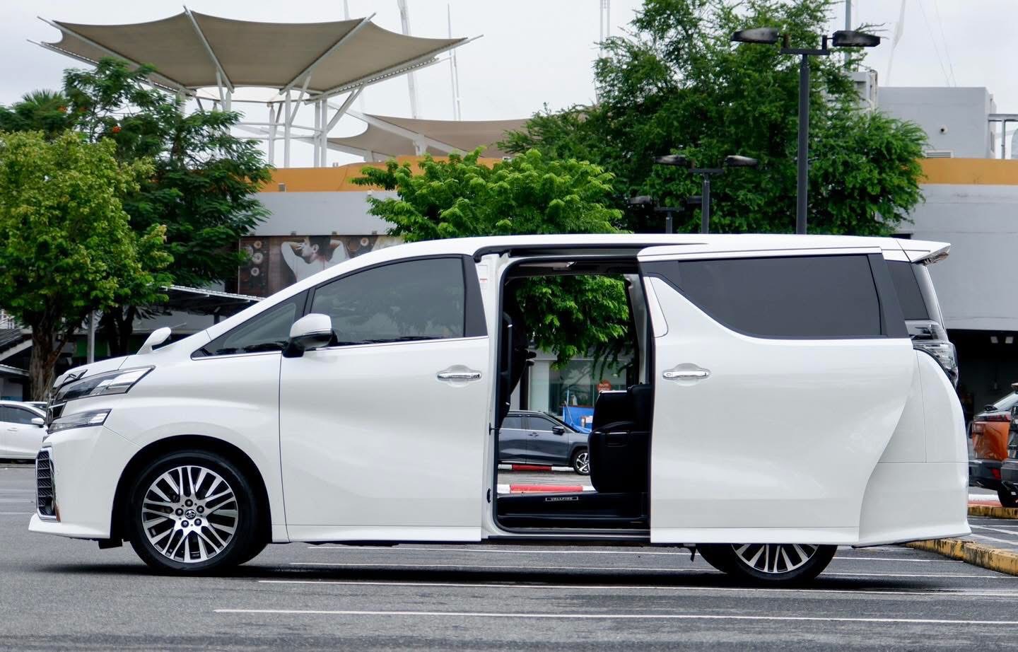 Toyota Vellfire 2.5 ZG Edition Fulloption ปี 2016