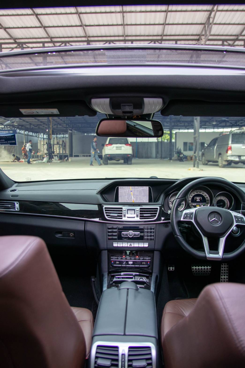 Mercedes-Benz E300 Amg Bluetech Hybrid ปี 2015