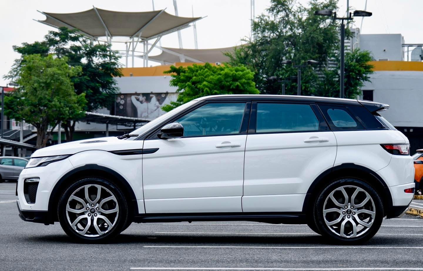 Rang Rover Evoque 2.2 SD4 HSE Dynamic Top ปี 2017