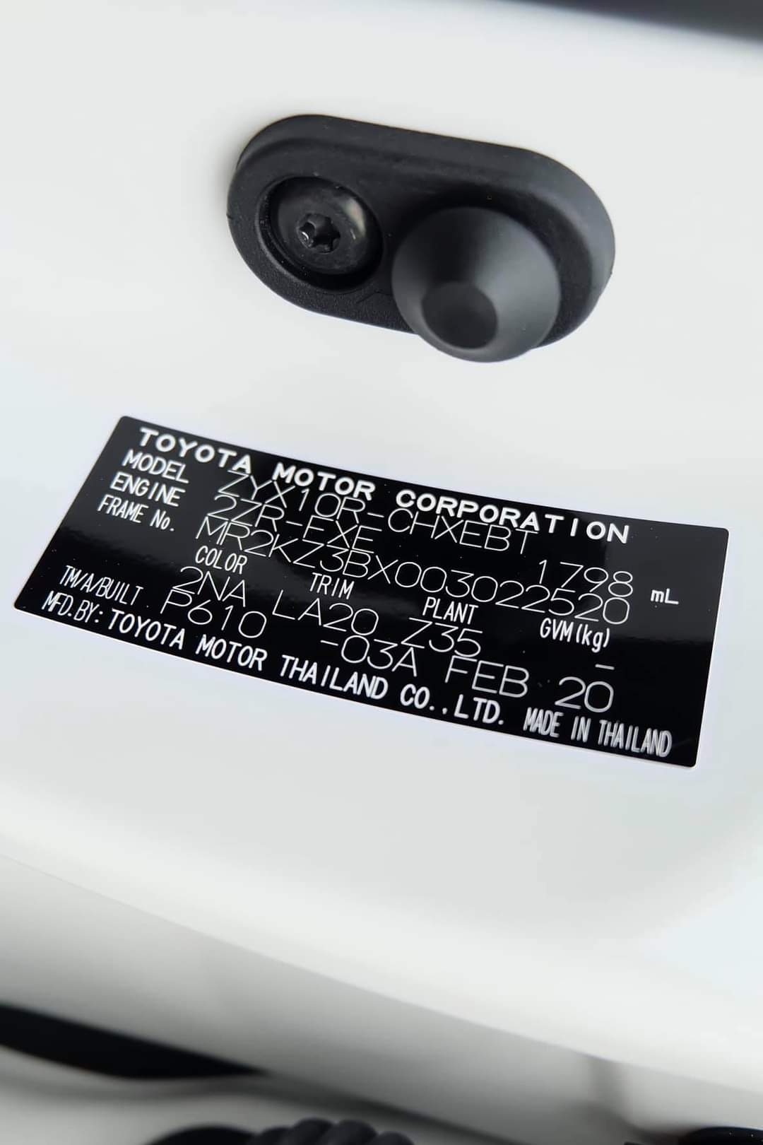 Toyota C-HR 1.8 Hybrid High ปี 2020