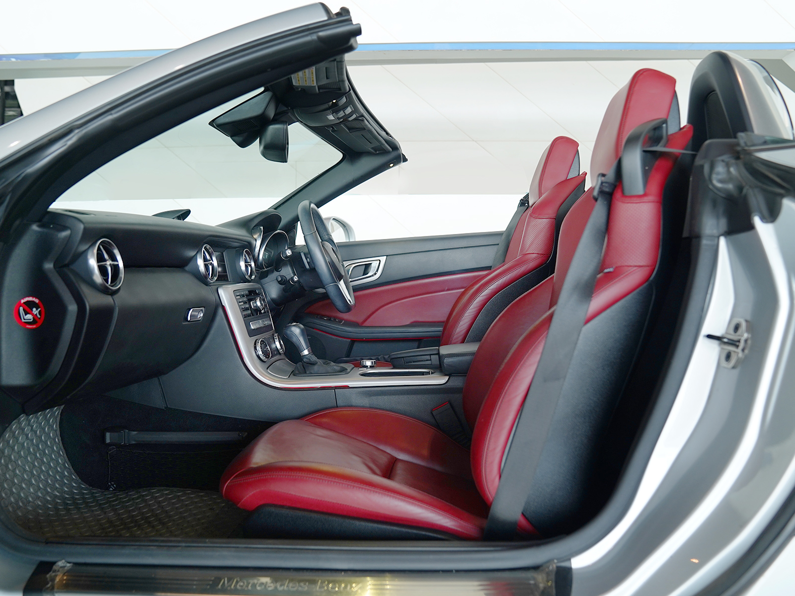 MERCEDES BENZ SLK200 AMG ปี 2013