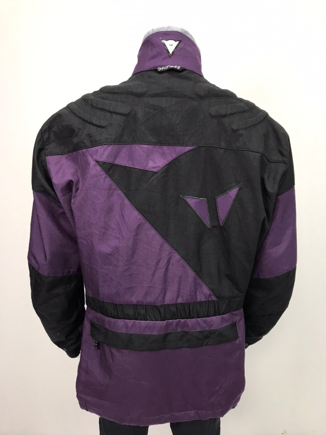 เสื้อขี่มอเตอร์ไซด์( มือสอง) RCT 948 อก 54" ยาว 31" ยี่ห้อ**DAINESE**