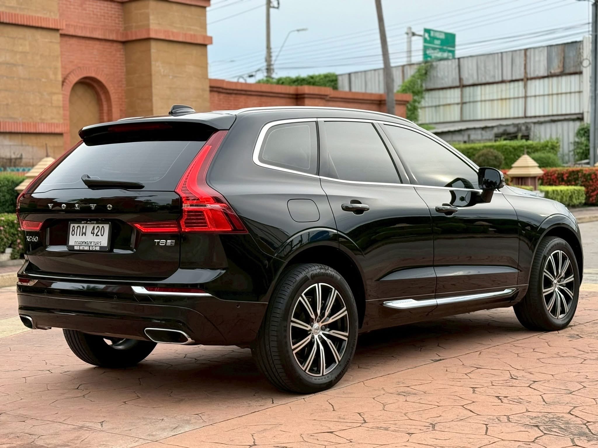 VOLVO XC60 T8 Inscription ปี 2019