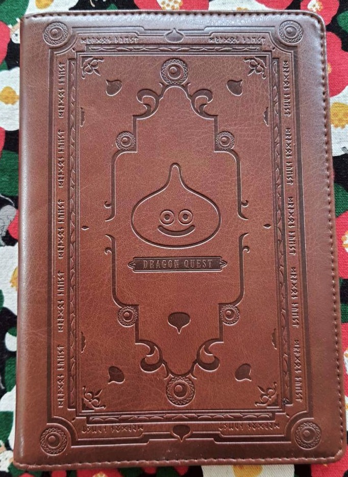 ปกหนังสือ ปก สมุด (หนัง) Dragon quest ดราก้อนเควสต์ ของแท้จากญี่ปุ่น Size : 13 x 19 cm 6 ห่วง ( 6รู )