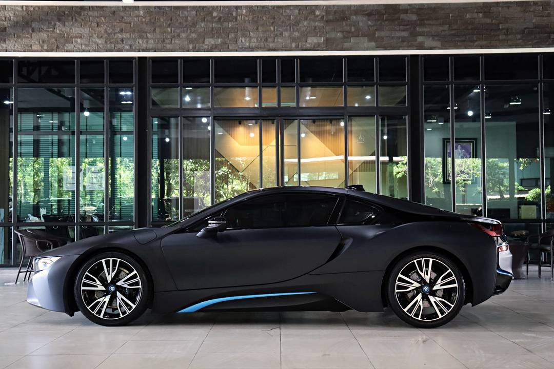BMW i8 Hybrid (I12) ปี 2016