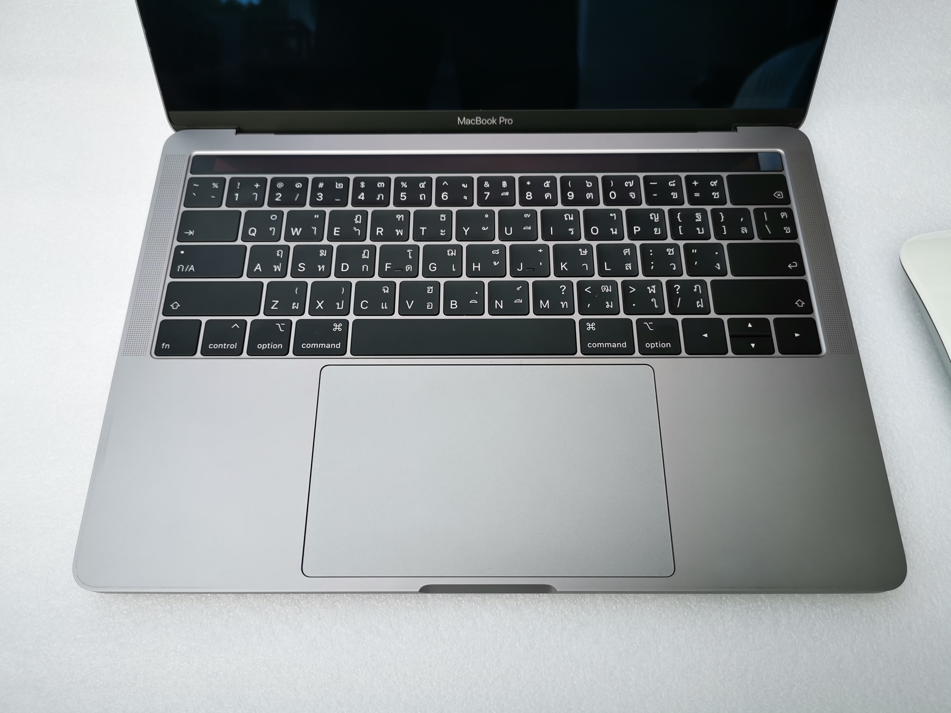 MacBook Pro (13" 2018 PortsThunderbolt 3 จำนวน 4 พอร์ต)