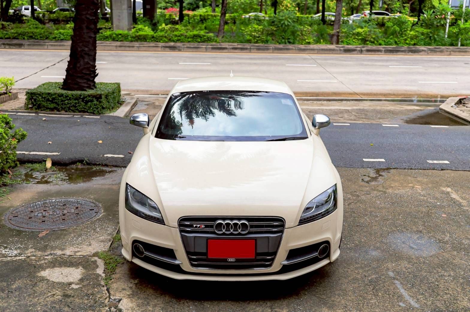 Audi TTS MK2 Exclusive ปี 2011