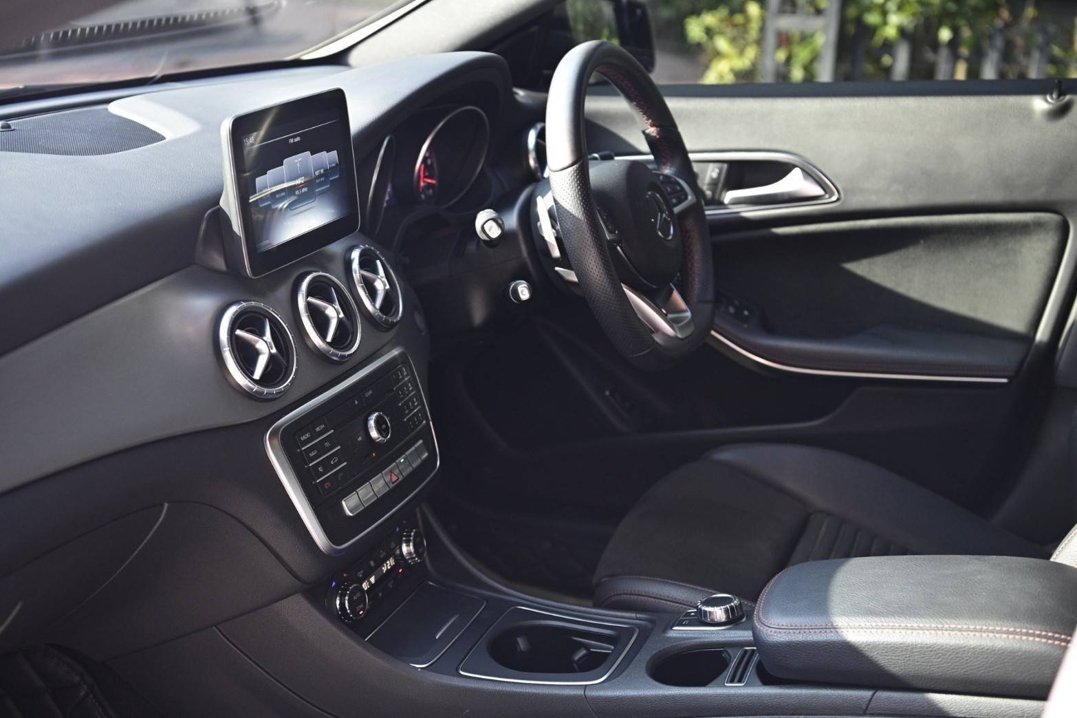 Mercedez-Benz CLA 250 Amg ปี2018