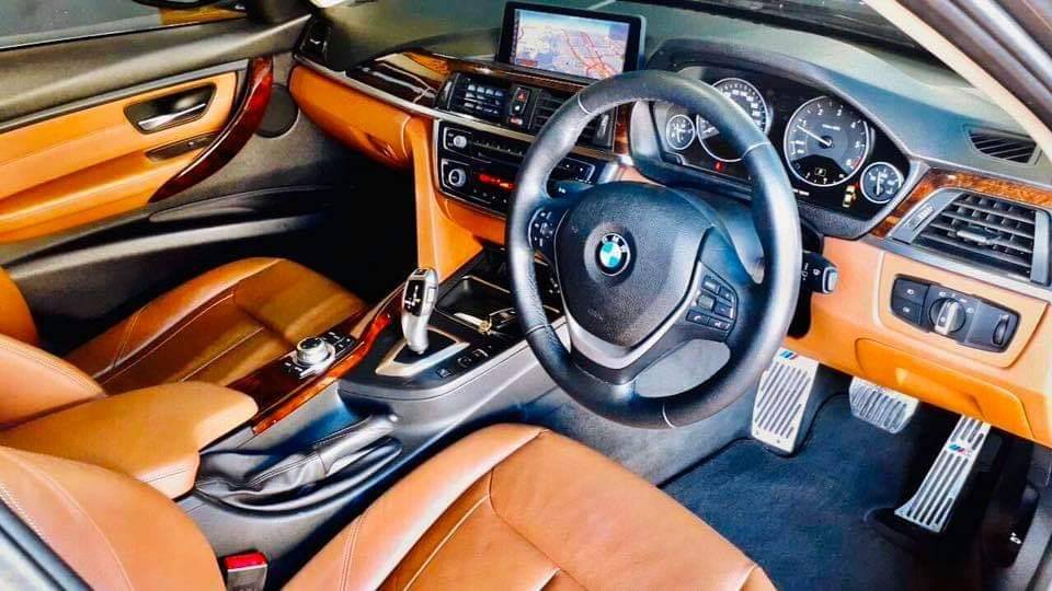 BMW 320d TOP ปี 2013