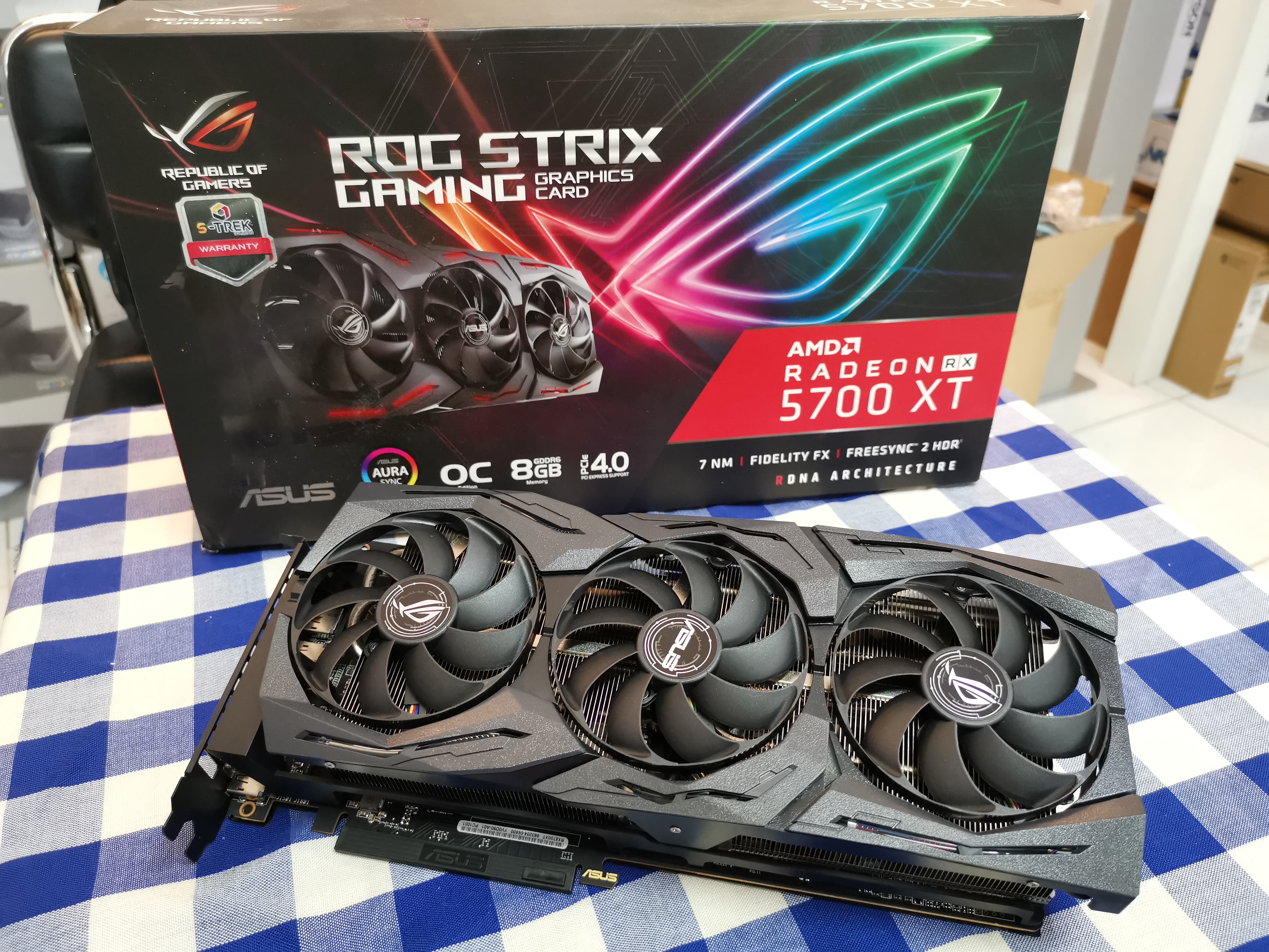 ASUS Strix RX5700XT 8G GAMING