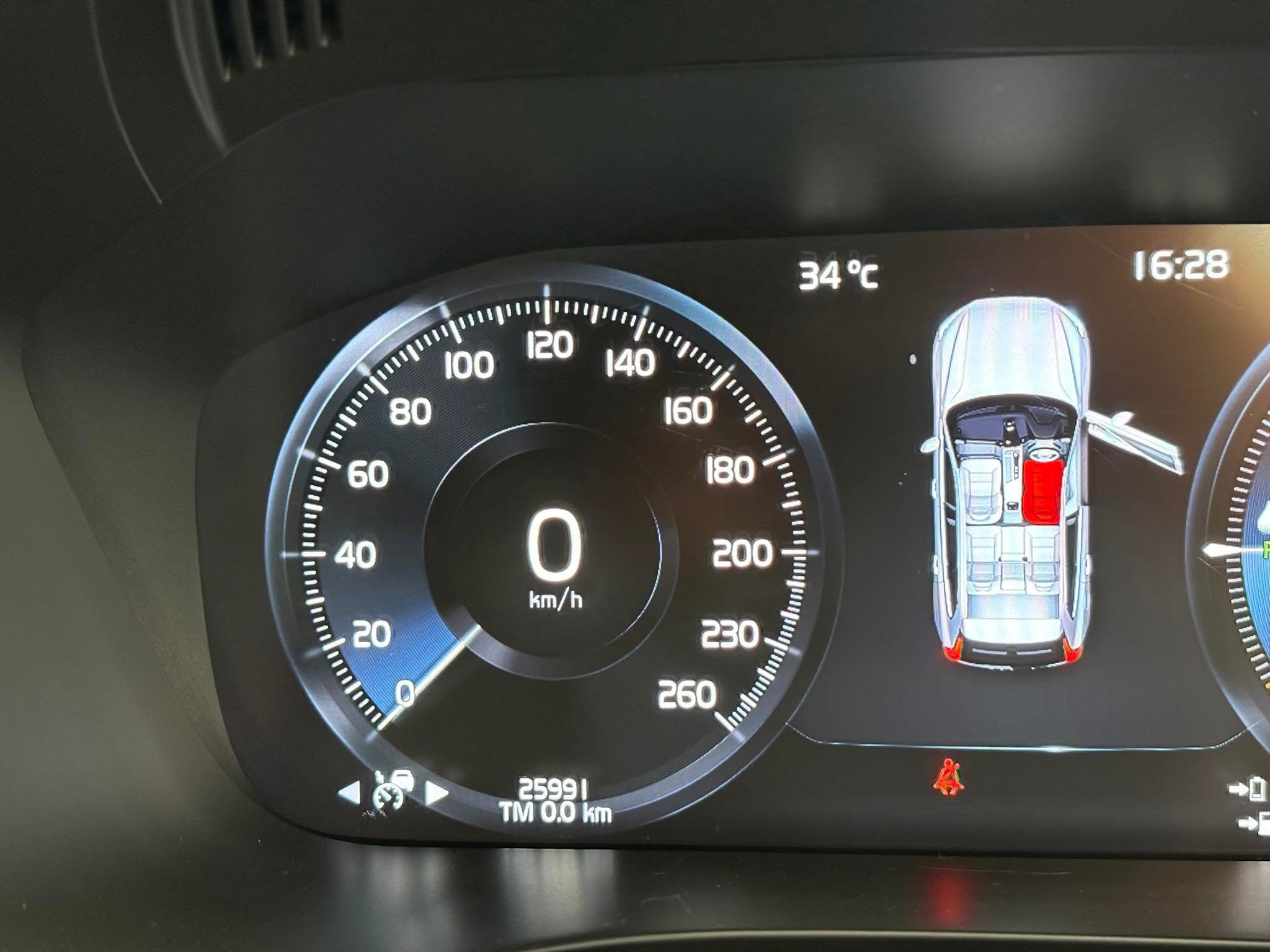 Volvo XC60 T8 recharge R design ปี 2021
