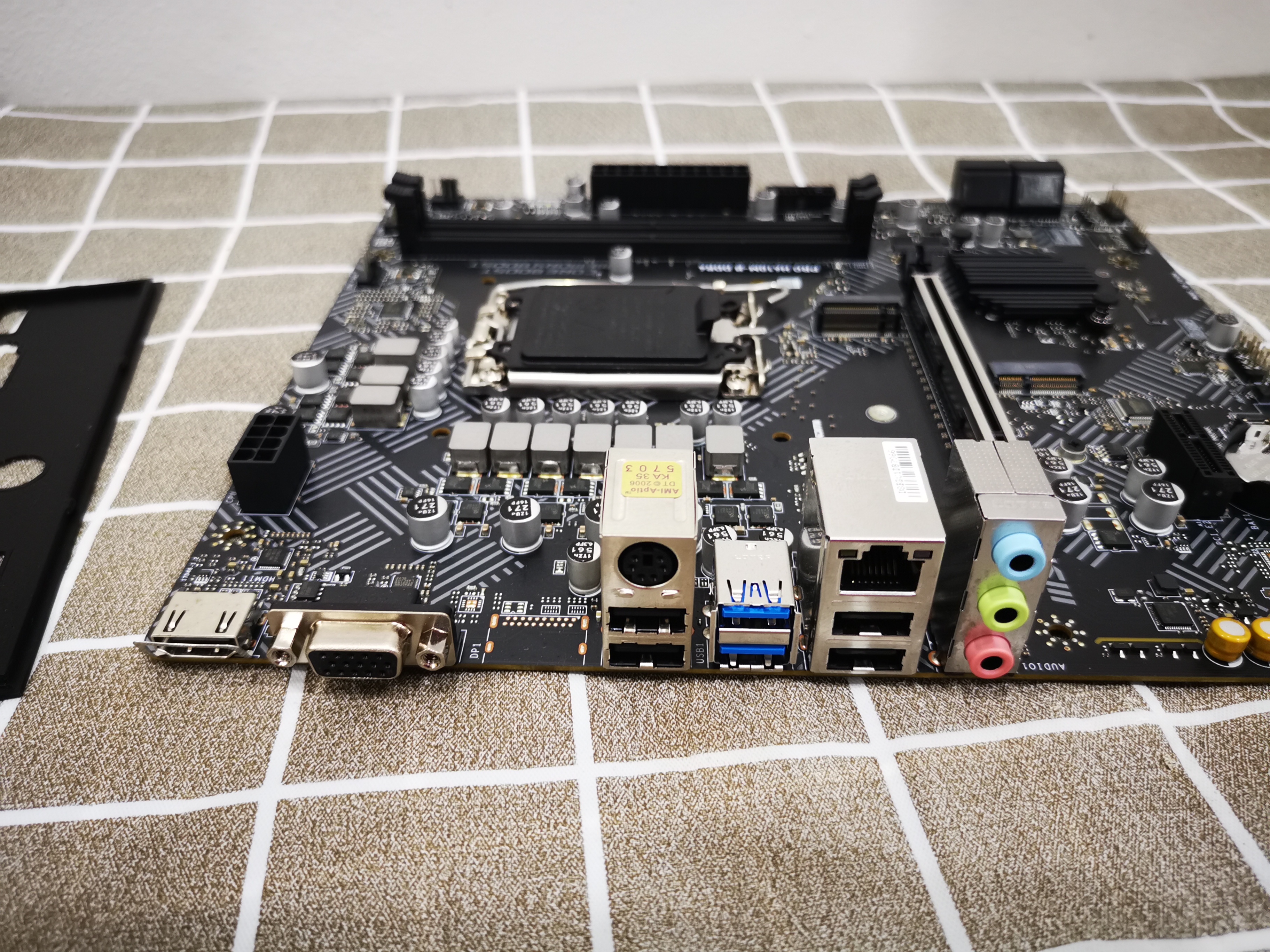 MSI Pro H610M B DDR4