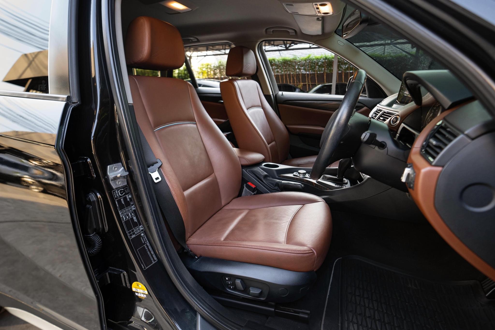 BMW X1 1.8sDrive XLine LCI ปี 2013