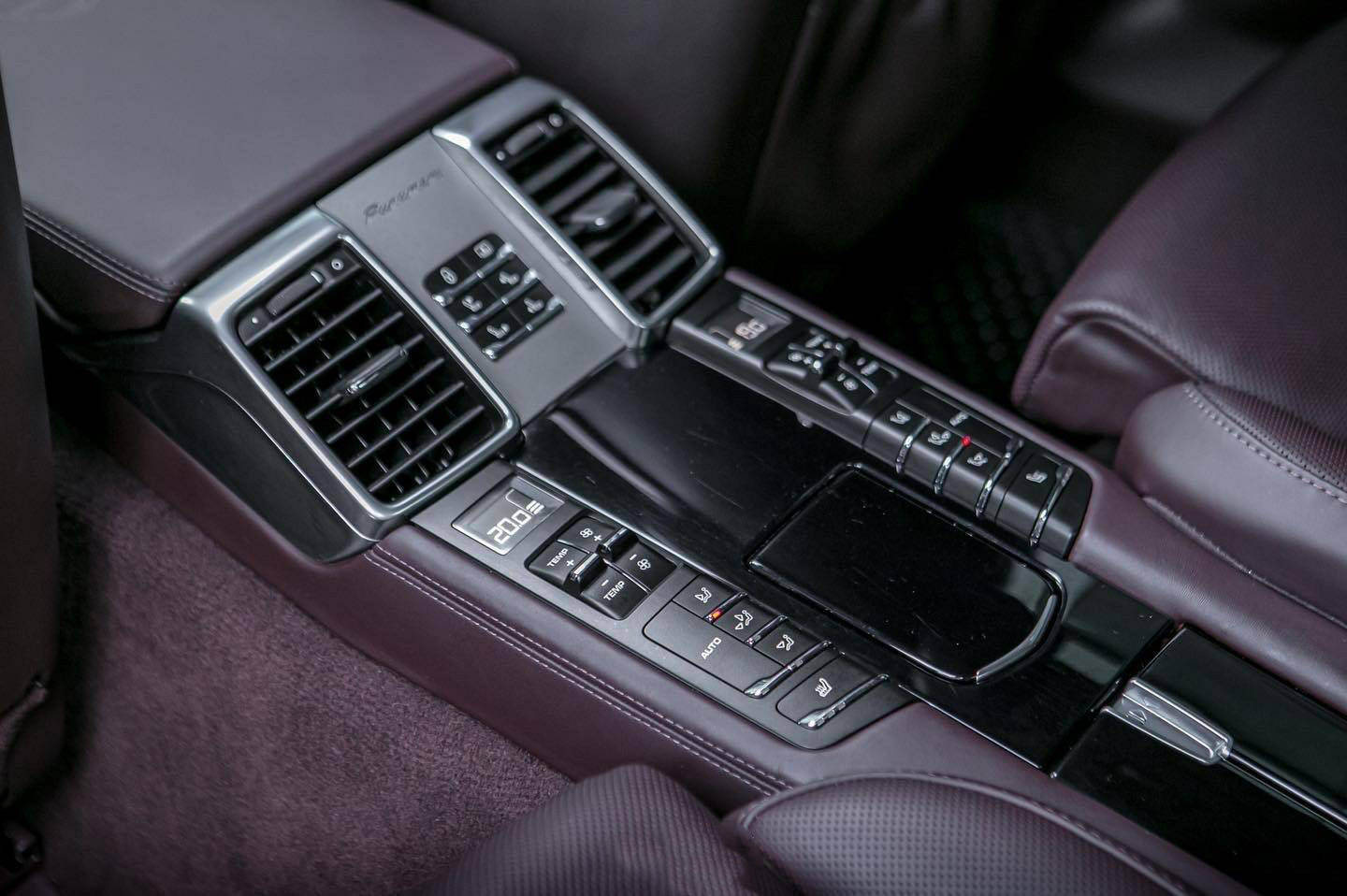 Porsche Panamera 3.0 SE-Hybrid ปี2015