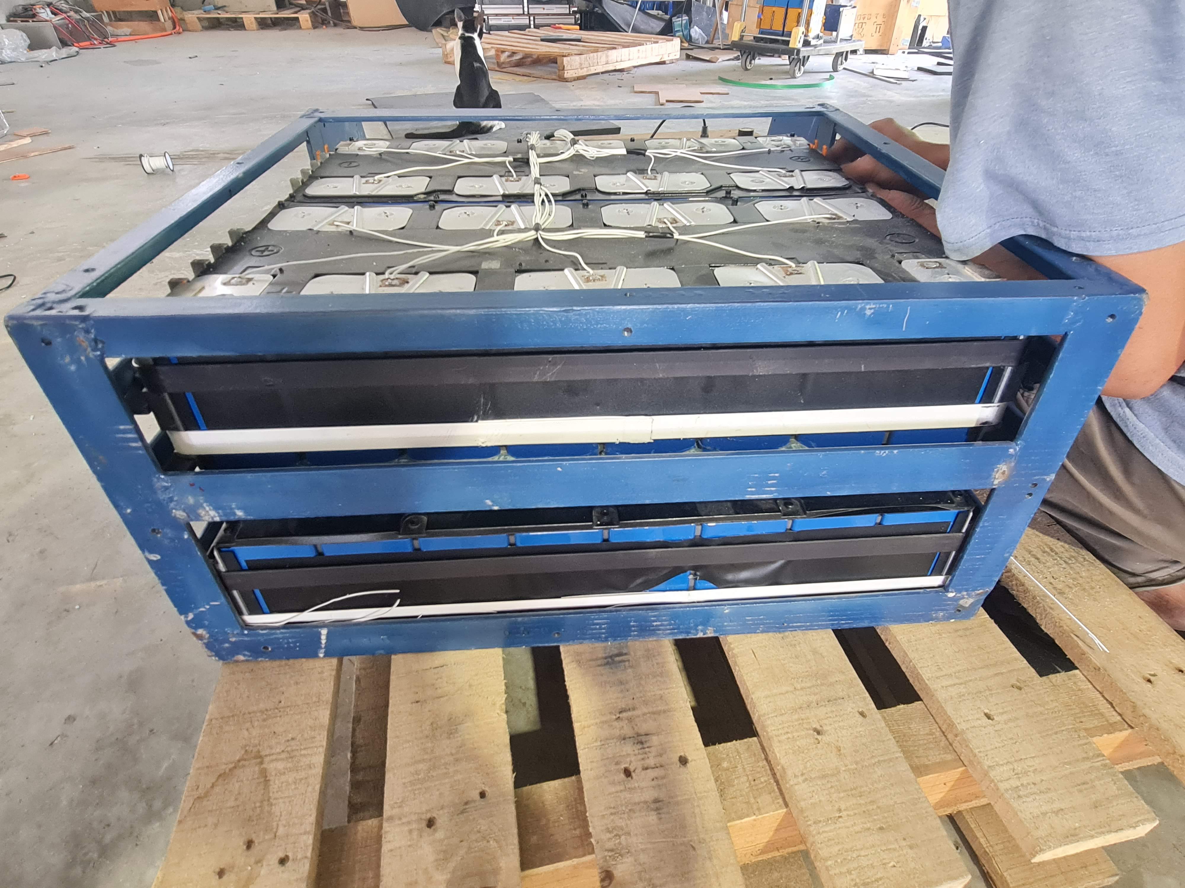 แบตเตอรี่ลิเธียม 48v 72v 80v โฟลคลิฟท์ไฟฟ้า สำหรับปล่อยเช่า หรือ ใช้แทนแบตน้ำเดิมได้ เครื่องชาร์ทเดิม ไม่เปลี่ยนแปลงระบบ