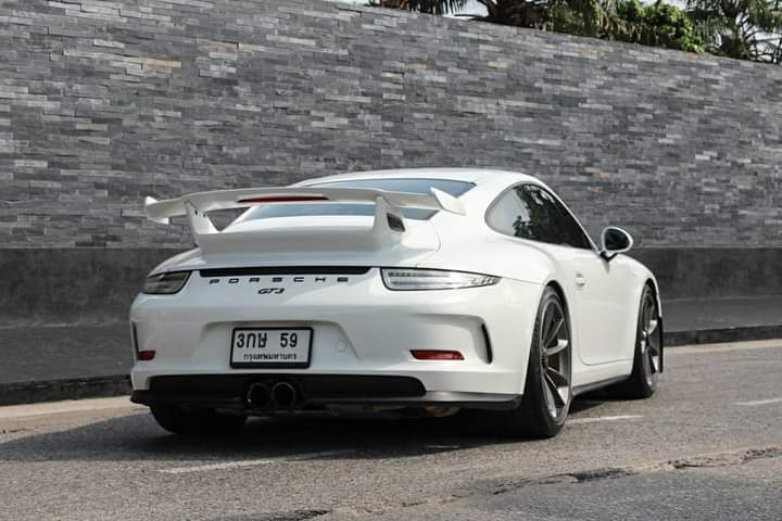 PORSCHE 911 GT-3 ปี 2015