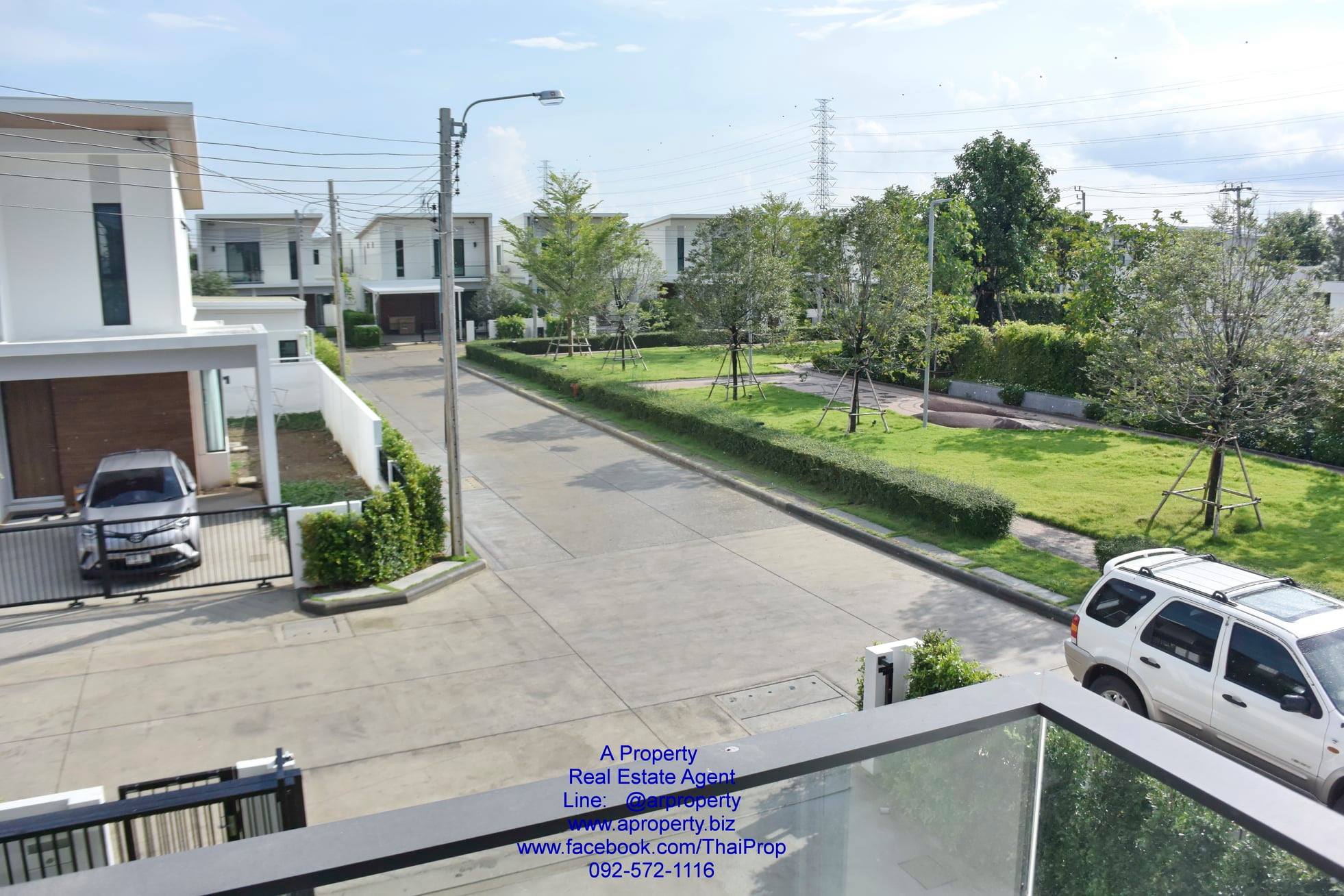 ขาย บ้านแฝดหลังมุม COMO Bianca - Bangna