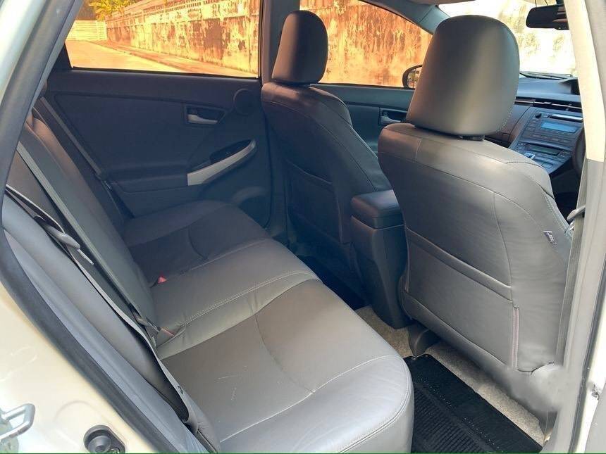 Toyota Prius 1.8 Hybrid ปี 2011