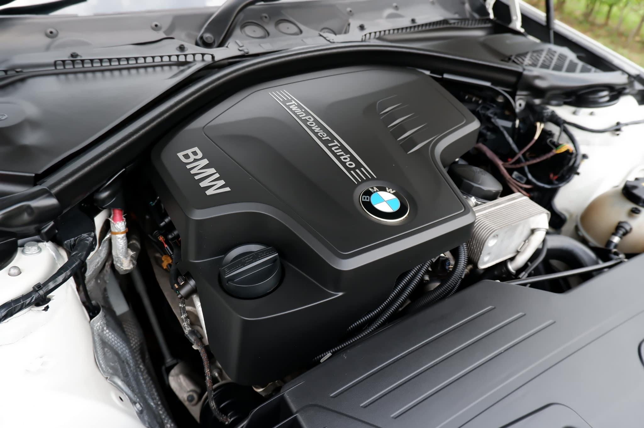 Bmw F30 320i Sport Package ปี 2013