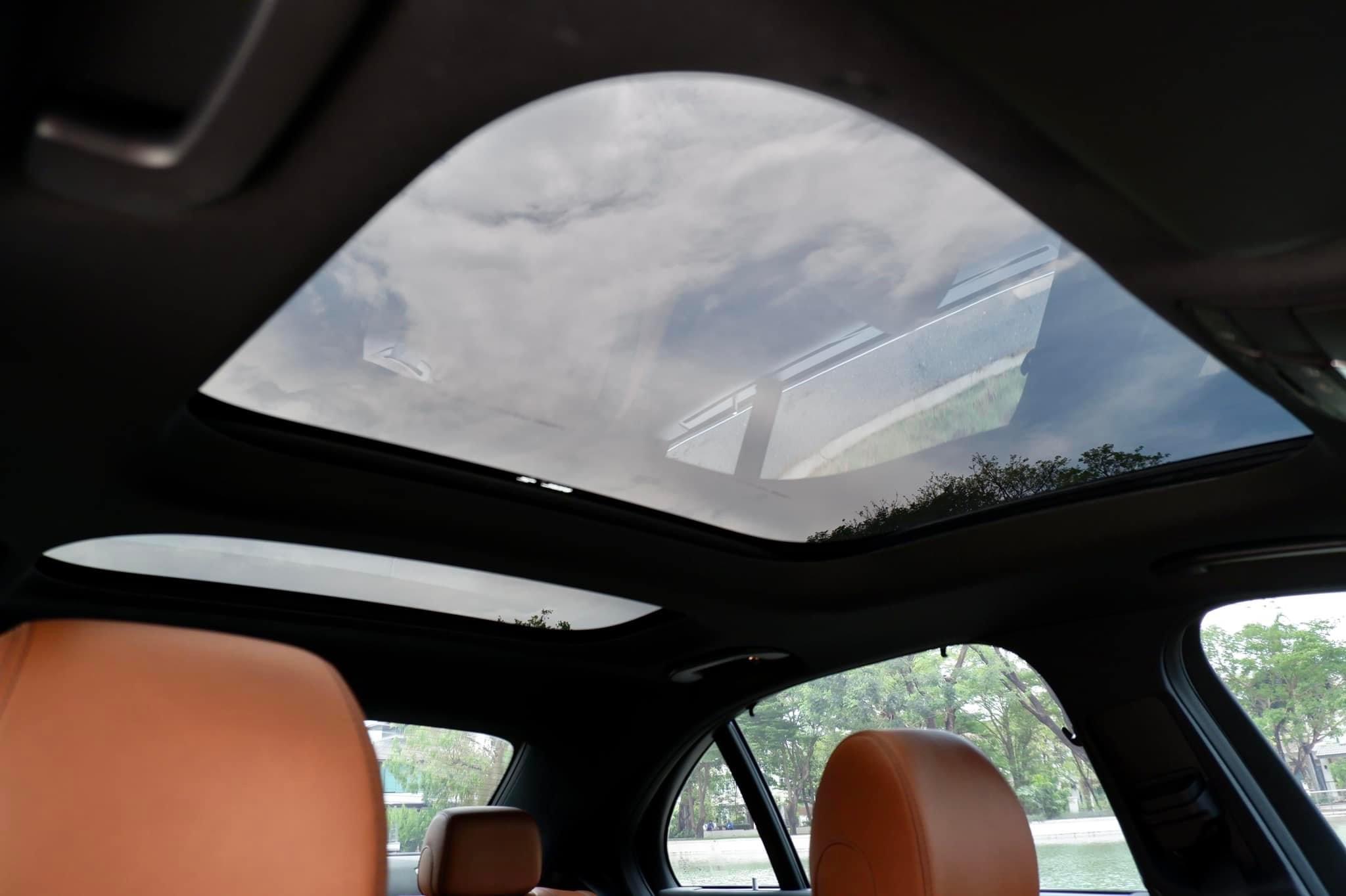 Mercedes Benz E300e AMG Dynamic ปี 2020