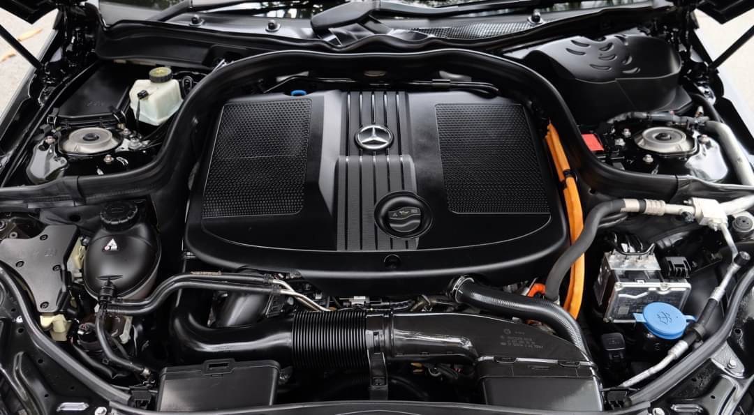 Mercedes Benz E300 Bluetec hybrid ปี2016