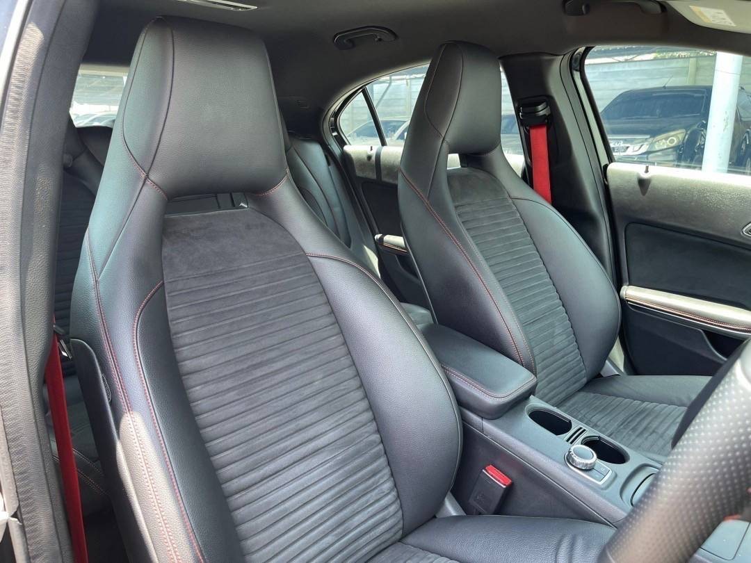 Mercedes Benz A250 AMG Sport ปี 2013