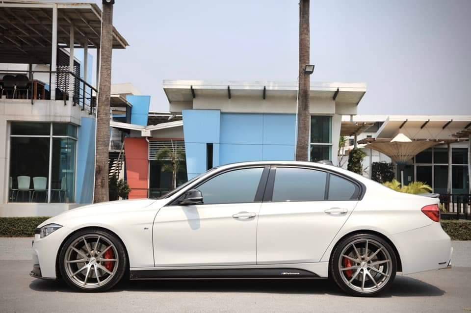 ขาย BMW 320d M-Performance ปี 2017
