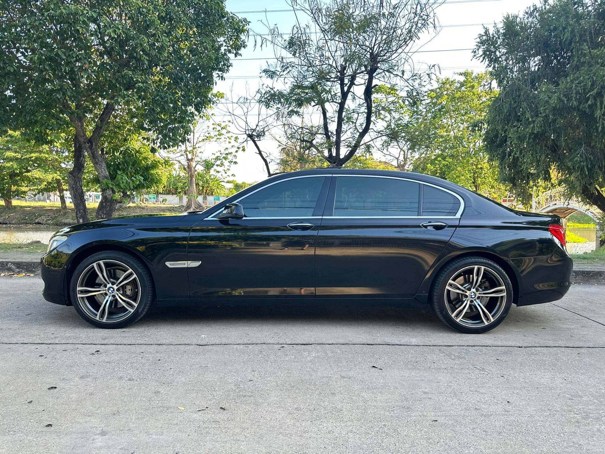 Bmw series740 Li ปี2012