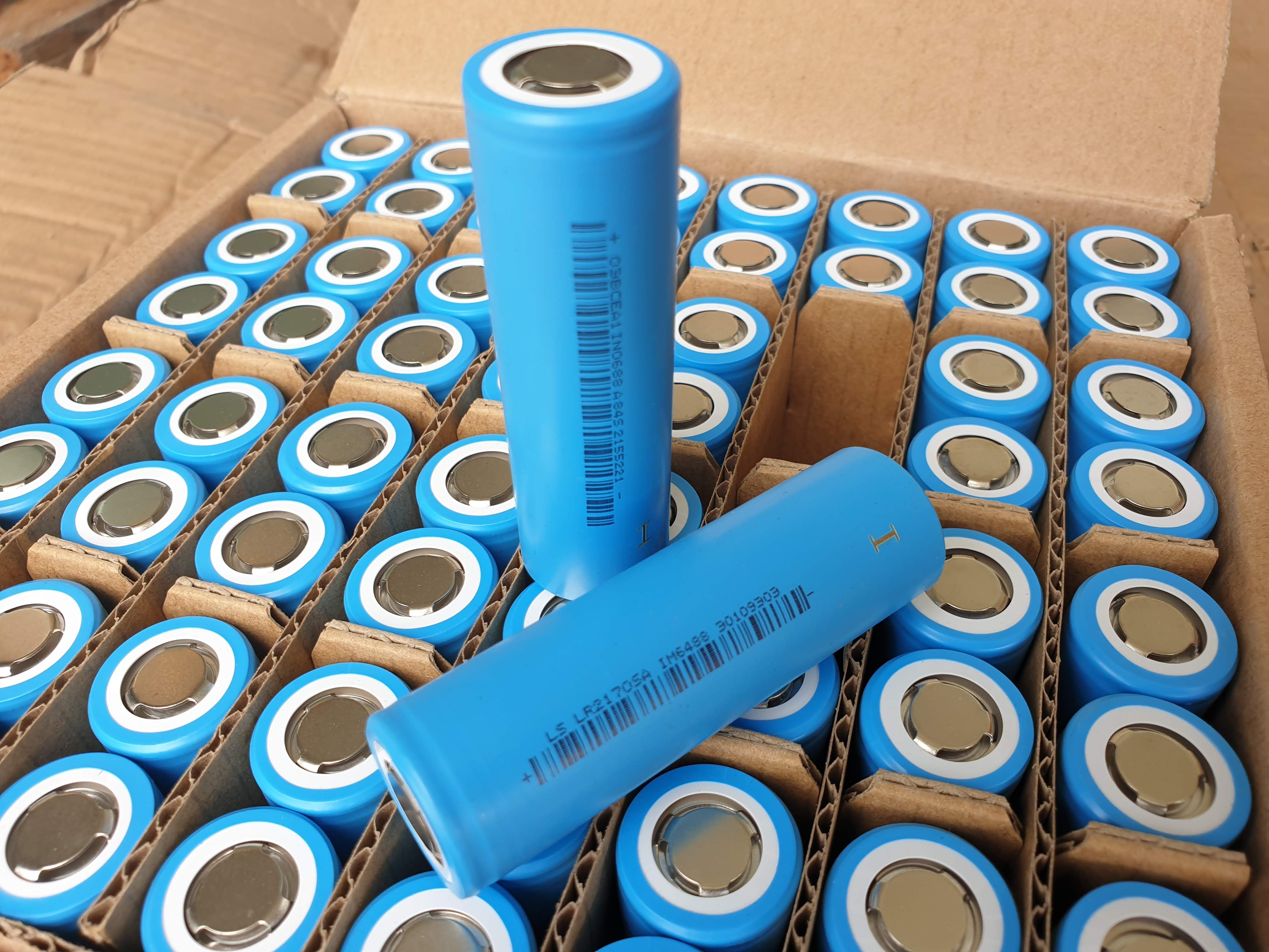 lihtium battery lifepo4 LFP NMC 18650 21700 Tesla Panasonic Lishen Samsung