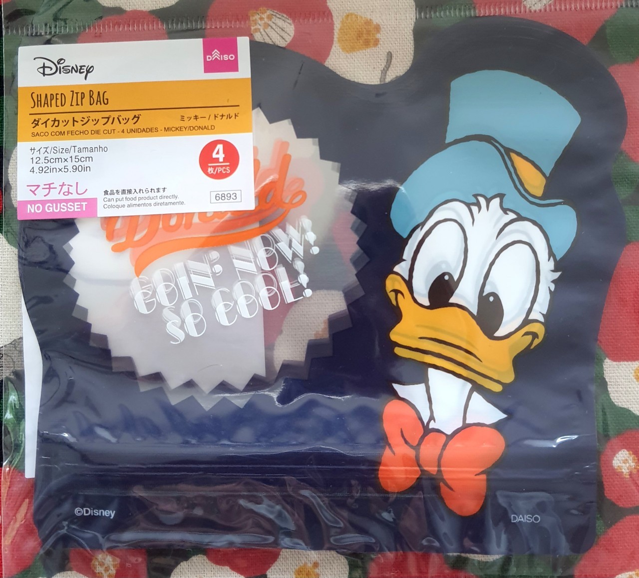 Disney Donald duck โดนัลด์ดักซ์ bag ถุง ของแท้จากญี่ปุ่น Size : 12.5 x 15 cm 1 แพ๊ค มี 4 ชิ้น