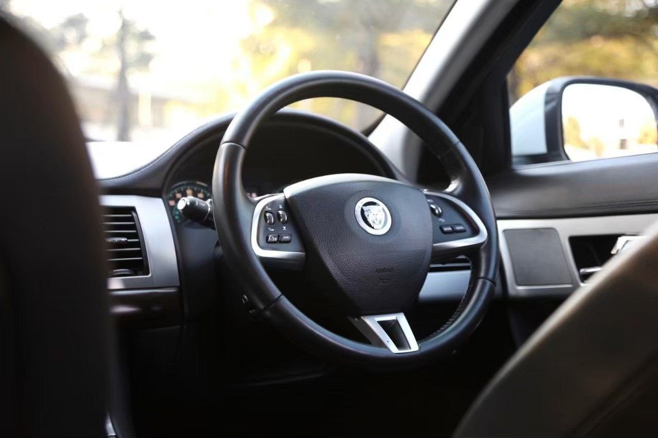 Jaguar XF (ดีเซล) ปี 2012