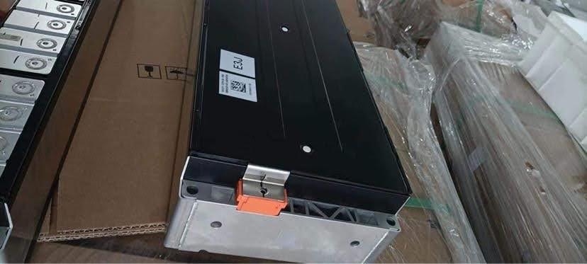 แบตเตอรี่ลิเธียม NMC CALB 8s 226Ah สำหรับ งานโซล่าเซลล์ โฟลคลิฟท์ไฟฟ้า