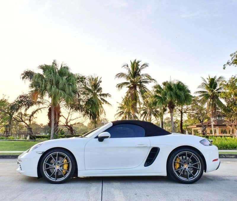 Porsche Boxster 718 ปี2016