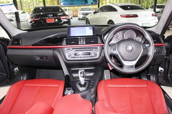 BMW 320i Sport 2.0 (F30) ปี 2013