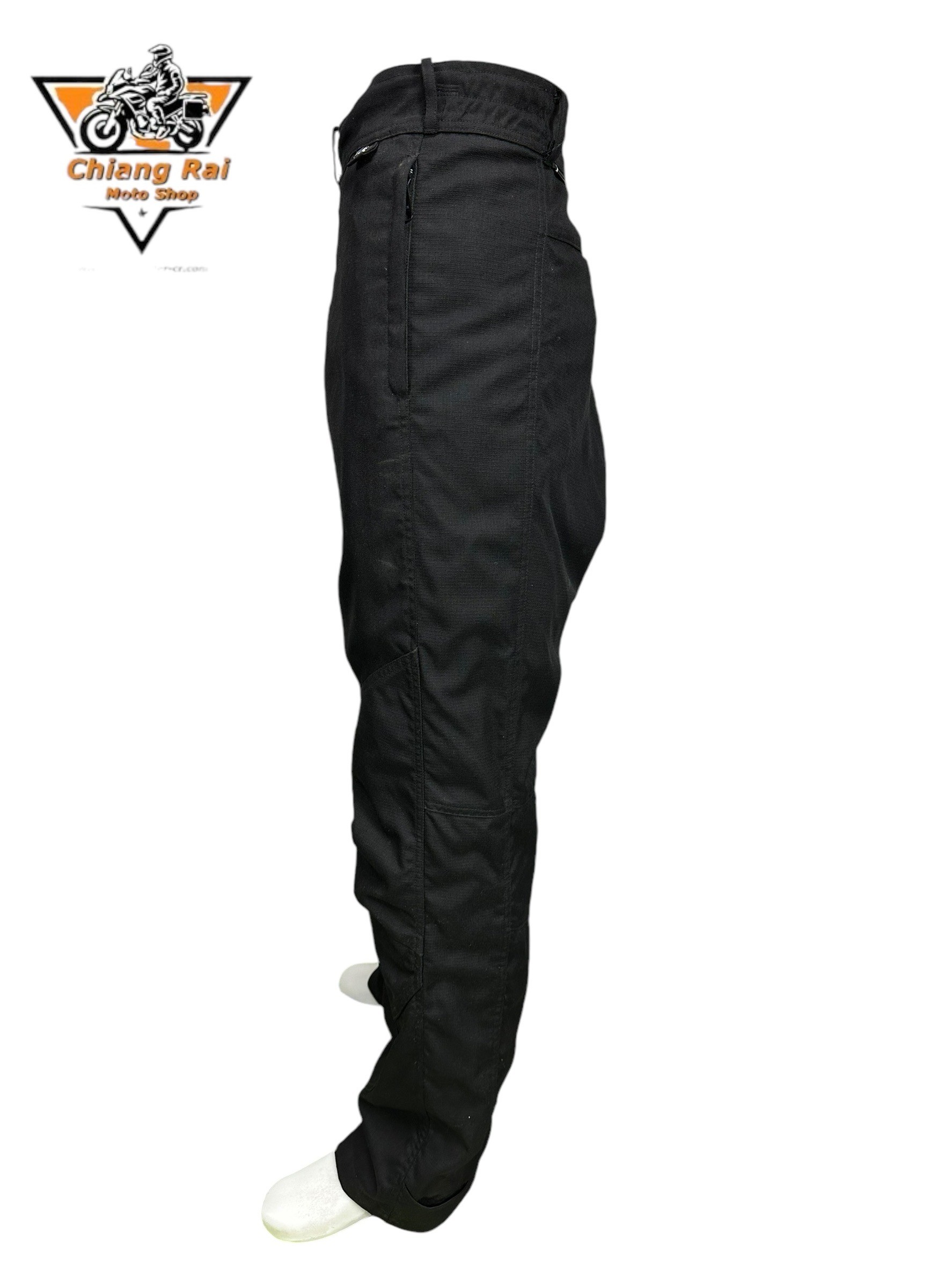 ชุดสำหรับขี่มอเตอร์ไซด์ ( มือสอง ) SET 012 ชุดทัวริ่ง เสื้อการ์ด + กางเกง ยี่ห้อ* ** BMW***