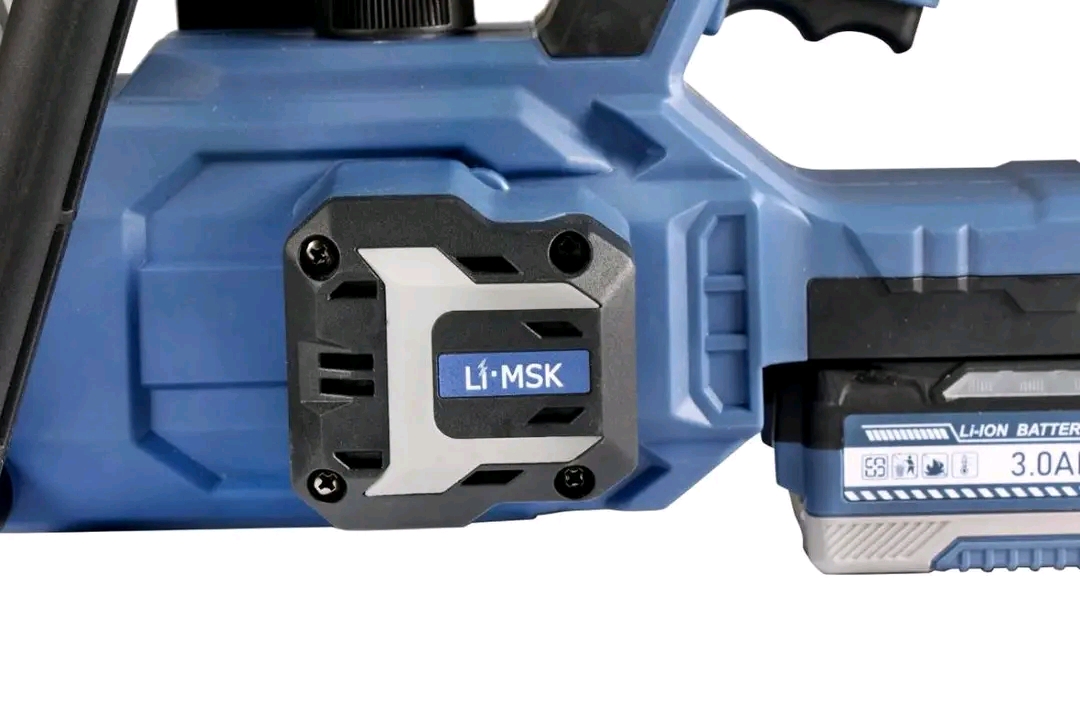 เลื่อยโซ่แบตเตอรี่ไร้สาย 21V ยี่ห้อ MASAKI รุ่น LI-1040