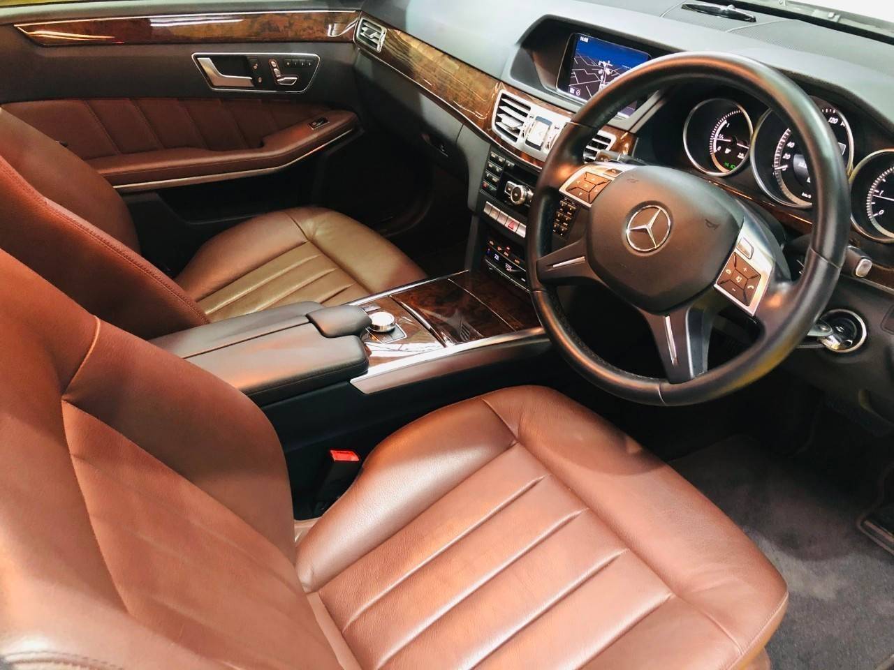 Mercedes Benz E300 BLUETEC ปี 2013