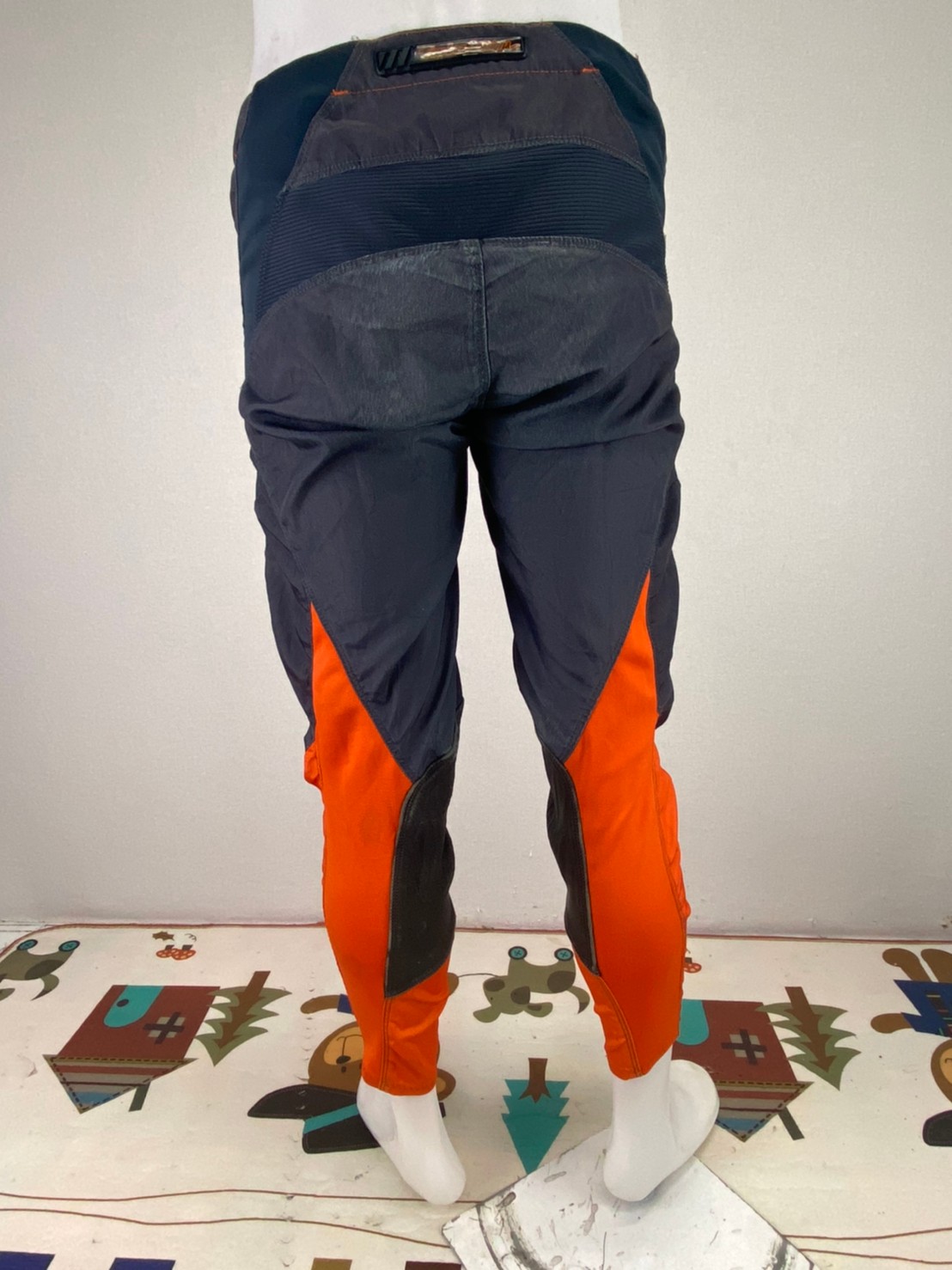 กางเกงขี่มอเตอร์ไซด์ ( มือสอง ) E&A 160: เอว 28" ยาว 29" ***TLD