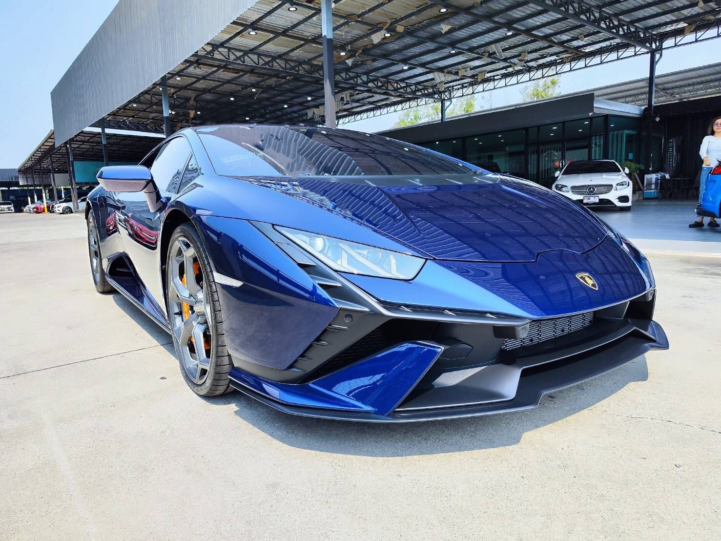 Lamborghini Huracán Tecnica V10 5.2 (NA) สี Blu Astraeus ปี 2024 (ยังไม่จดทะเบียน)