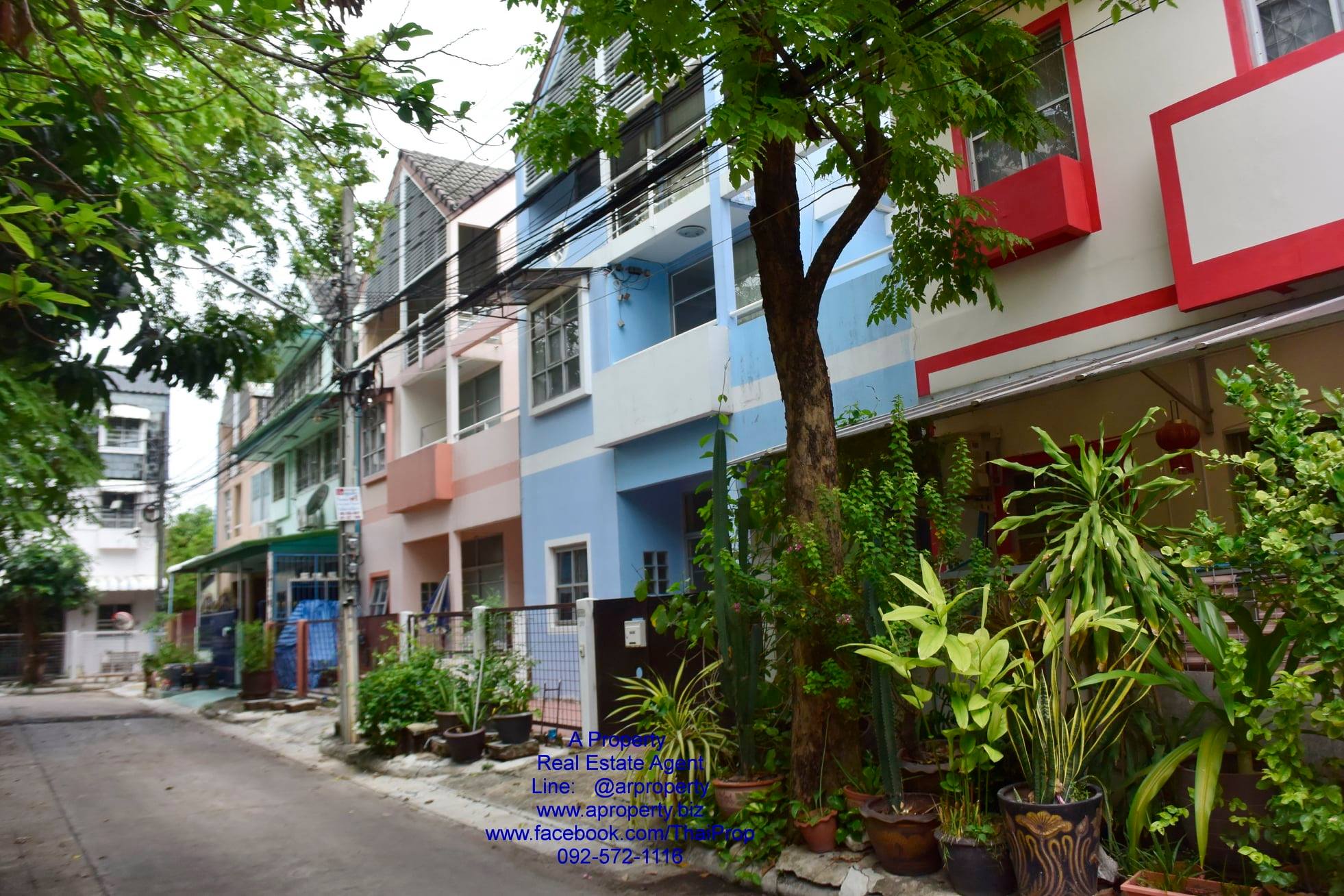 ให้เช่าทาวน์โฮม 3 ชั้น “ย่านเมืองทอง”ใกล้ มสท