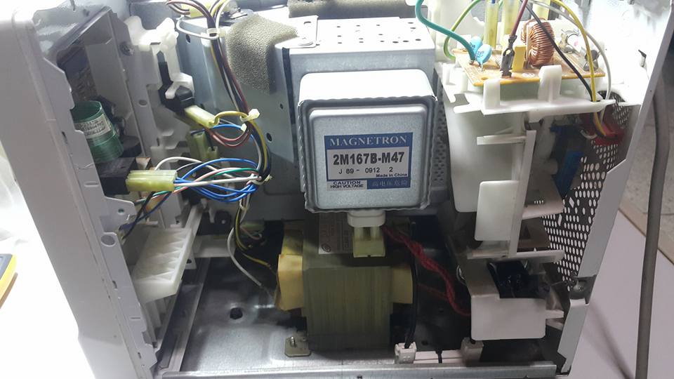 ซ่อมไมโครเวฟ ยี่ห้อ LG รุ่น MS2447BW อาการกดปุ่ม START และปุ่ม Q START ไม่ได้