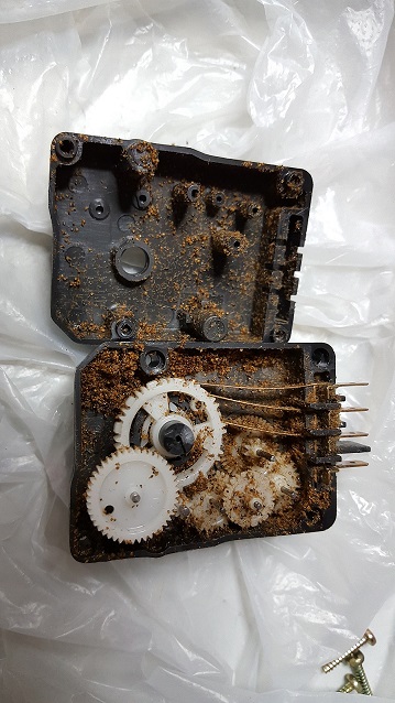 ซ่อมตู้เย็น ยี่ห้อ EASTINA รุ่น AR-4304SS